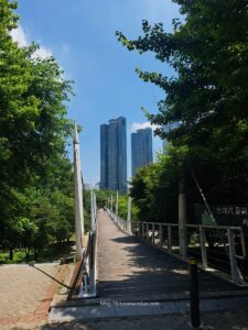 cheap things to do in seoul