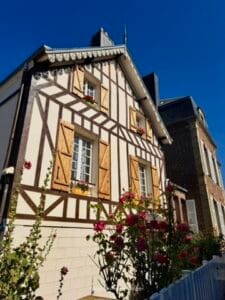 Paris to etretat day trip itinerary