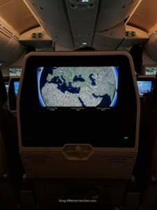 how to travel long distances cheaply